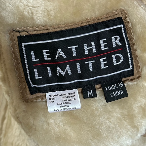 Vintage 70s “penny lane” genuine leather fur suede jacket - Picture 3 of 3